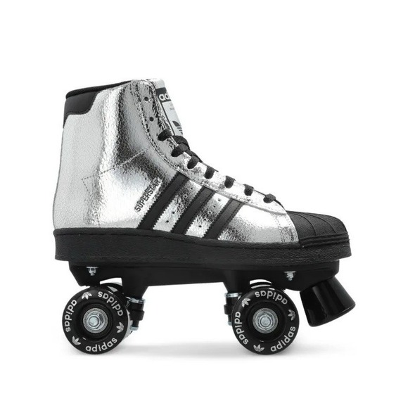 adidas Shoes - Adidas Superstar 82 Women's Size 6.5 Silver Metallic/Black Roller Skate JH5522
